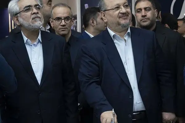 آینه صنعت پتروشیمی در ایران پتروکم/ شریعتمداری صدای صاحبان صنایع را شنید