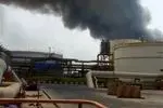 فوتی های حادثه آتش سوزی در آتش سوزی کشتی حامل متانول افزایش یافت/ 2 نفر همچنان در کشتی محبوس هستند+ فیلم