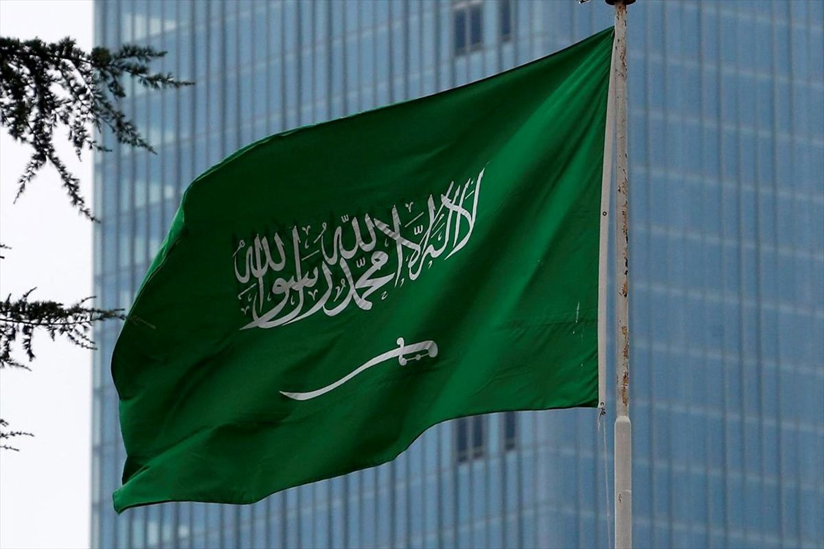 حمله دو فرد ناشناس به محل اقامت سفیر عربستان در لندن