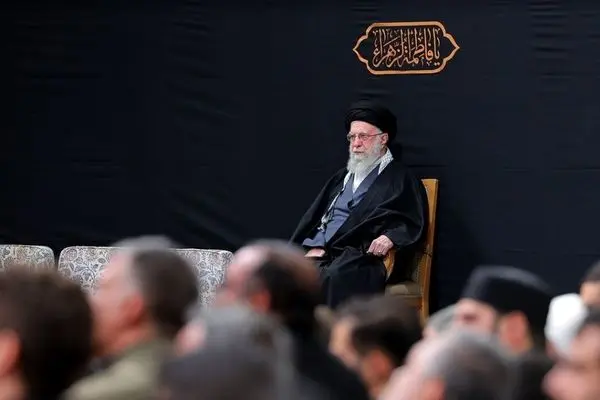 برگزاری دومین شب مراسم عزاداری ایام شهادت حضرت فاطمه سلام‌الله‌علیها با حضور رهبر انقلاب