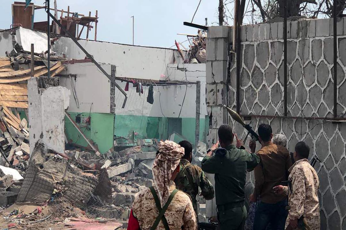 کشته شدن 6 غیرنظامی یمنی در اثر انفجار بمب کنار جاده ای