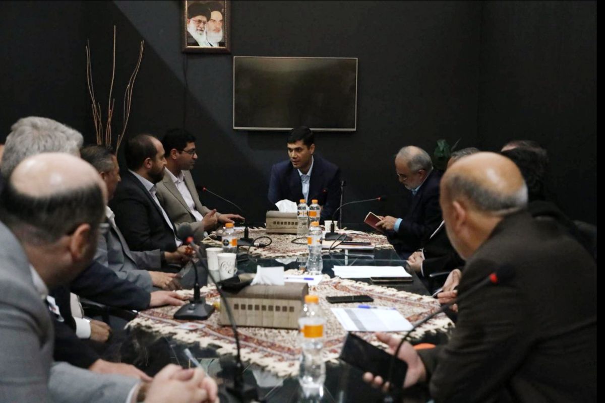برگزاری نشست مدیرعامل راه آهن ایران با مدیران عامل شرکت‌های مالک لکوموتیو