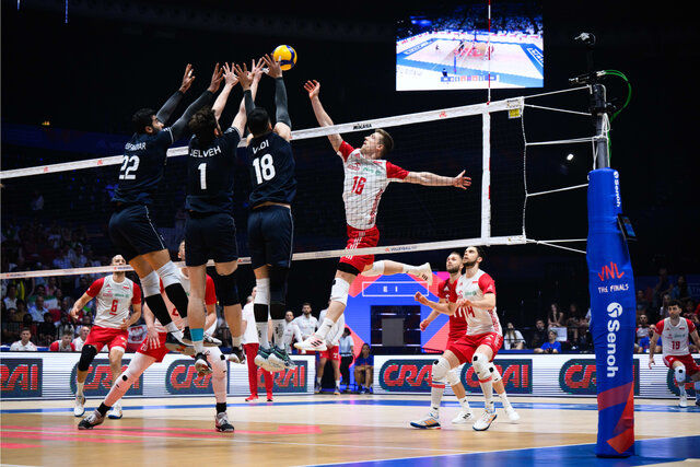 شکست نزدیک والیبال ایران مقابل لهستان/ ایران یک ست کم آورد!