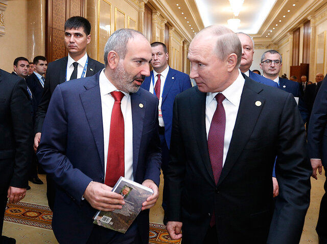 رایزنی پوتین درباره قره‌باغ با نخست‌وزیر ارمنستان