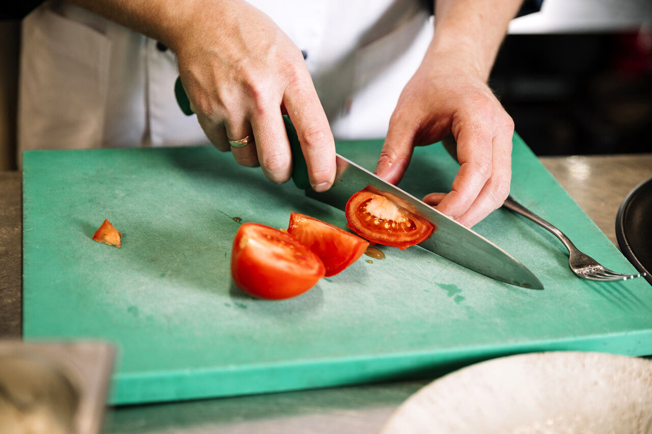 بهترین روش برای پوست کندن گوجه فرنگی