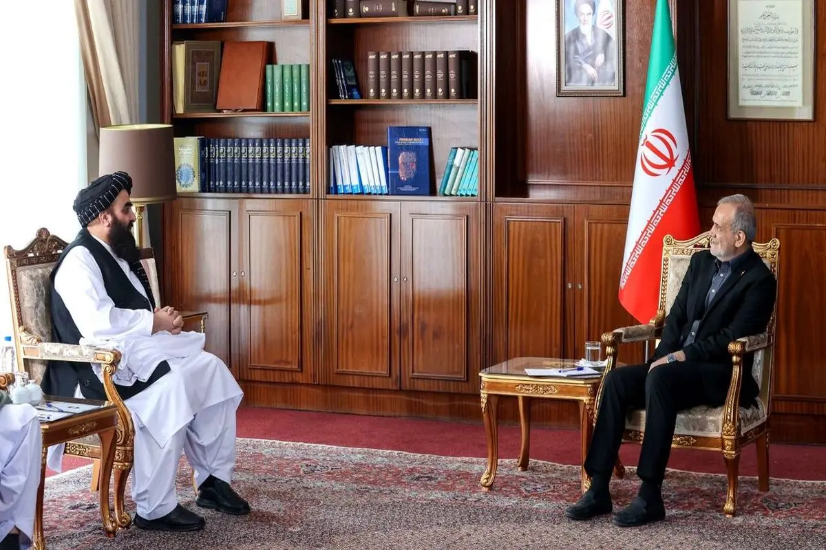 پزشکیان بر تمایل ایران برای گسترش همکاری با افغانستان تاکید کرد
