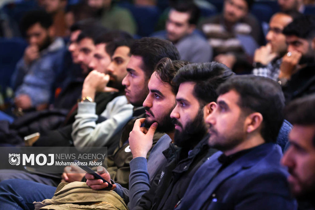 شانزدهم آذر؛ یادآور ایستادگی دانشجویان در برابر استبداد و سلطه خارجی