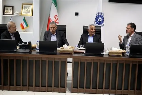 حضور سرمایه گذار خارجی ضامن امنیت اقتصادی است