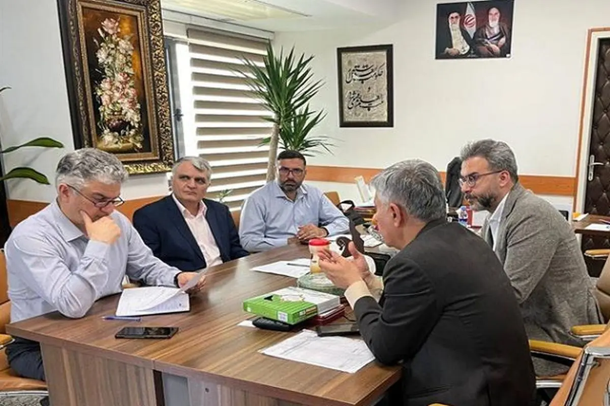 نیازمندیهای حوزه درمان استان فارس پیگیری شد