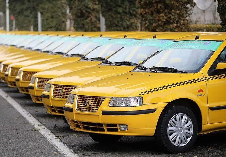 واگذاری ۱۰۰ تاکسی به مددجویان کمیته امداد در اهواز