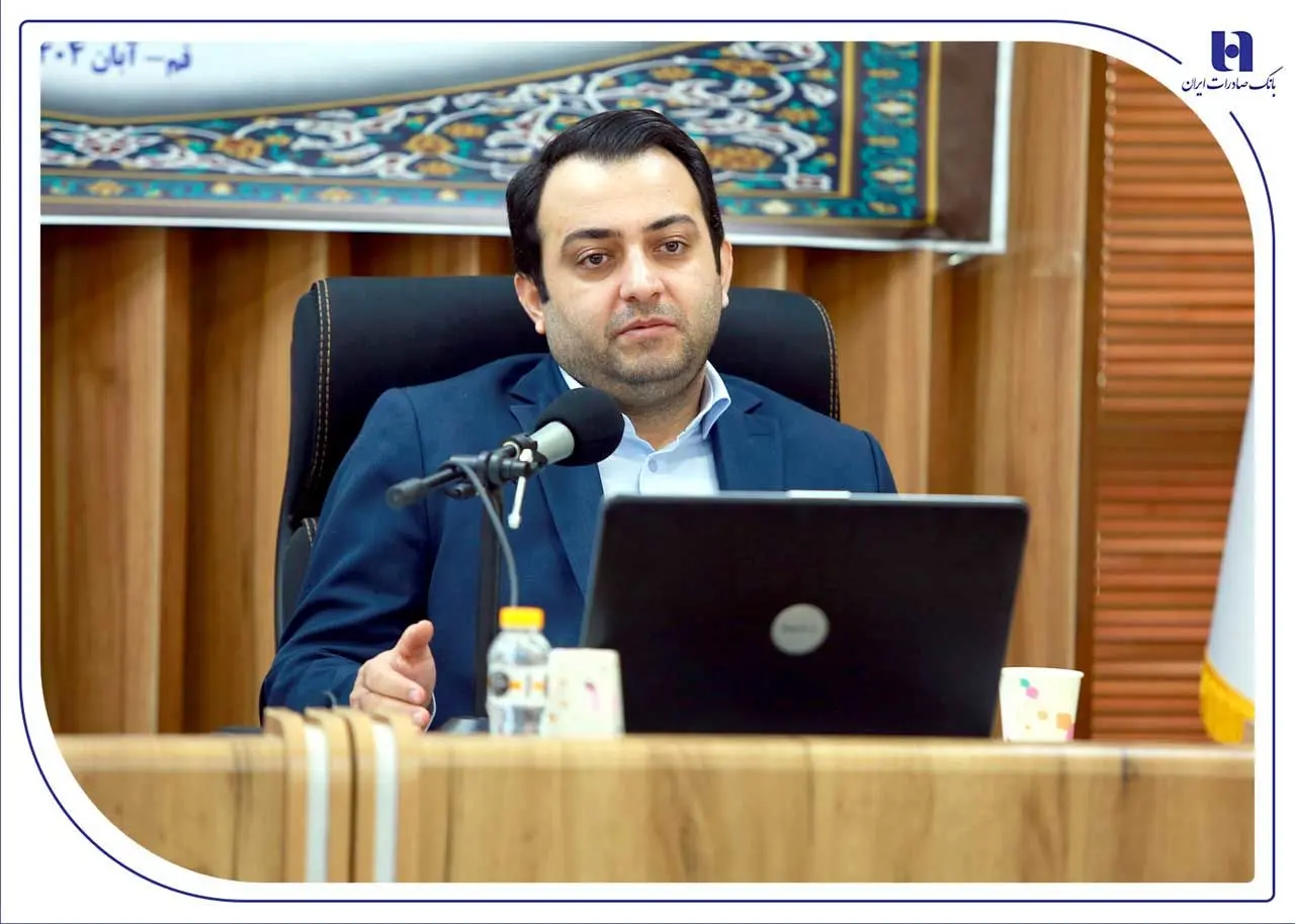 هدایت نقدینگی به سمت تولید، مسیر رشد تولید ملی و افزایش رفاه عمومی است