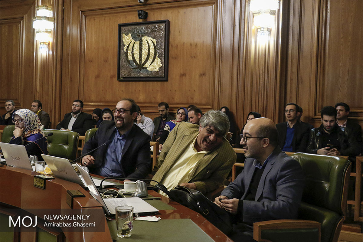 جذب دانشجویان نخبه در شهرداری تهران