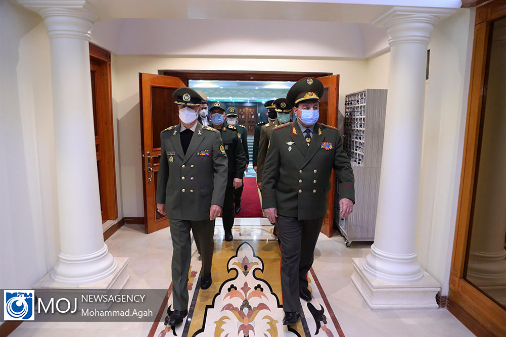 دیدار وزیر دفاع تاجیکستان و امیر حاتمی وزیر دفاع کشورمان
