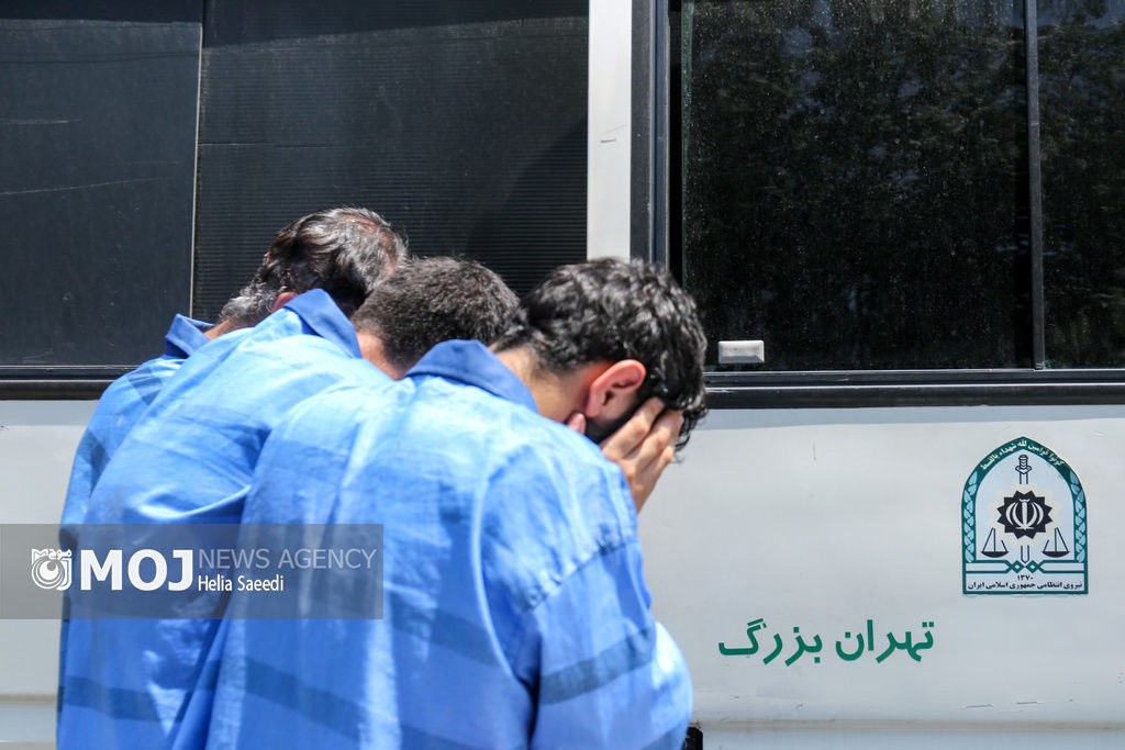  ۲ مامورنمای مسلح در تهرانسر بازداشت شدند
