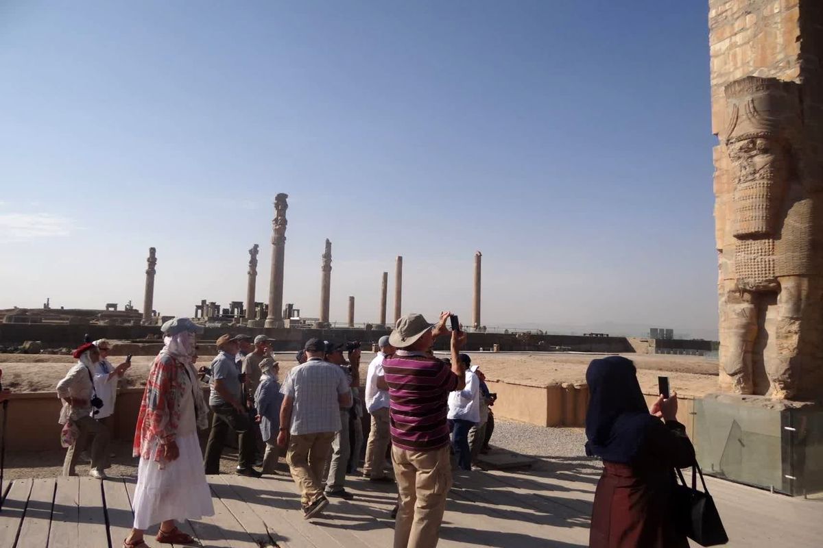 رشد ۵۷ درصدی بازدید گردشگران خارجی از اماکن تاریخی فرهنگی فارس