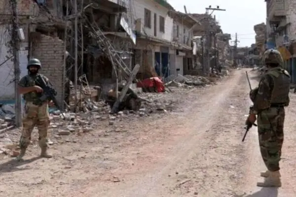 حمله هوایی پاکستان به شرق افغانستان ده‌ها کشته و زخمی برجا گذاشت