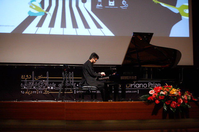 برندگان جایزه پیانوی باربد به پاریس رسیدند