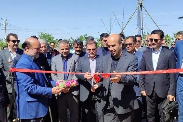 نیروگاه خورشیدی ۱۰۳ مگاواتی در کاشمر افتتاح شد