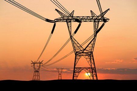 دولت برای تامین برق پایدار صنایع انرژی بر، گام‌های اساسی برداشته است