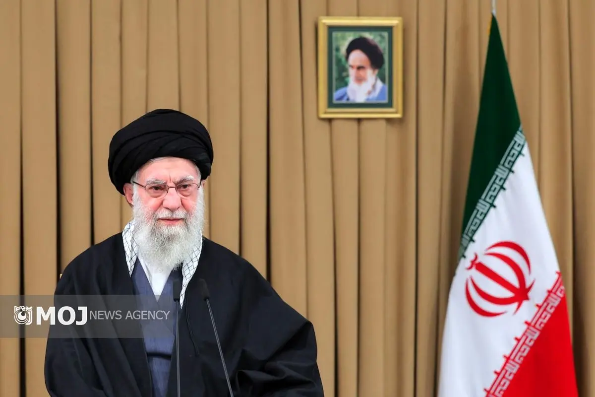 رهبر انقلاب