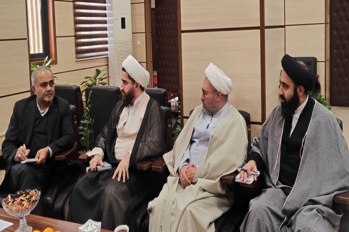 نشست دادستان با حوزه