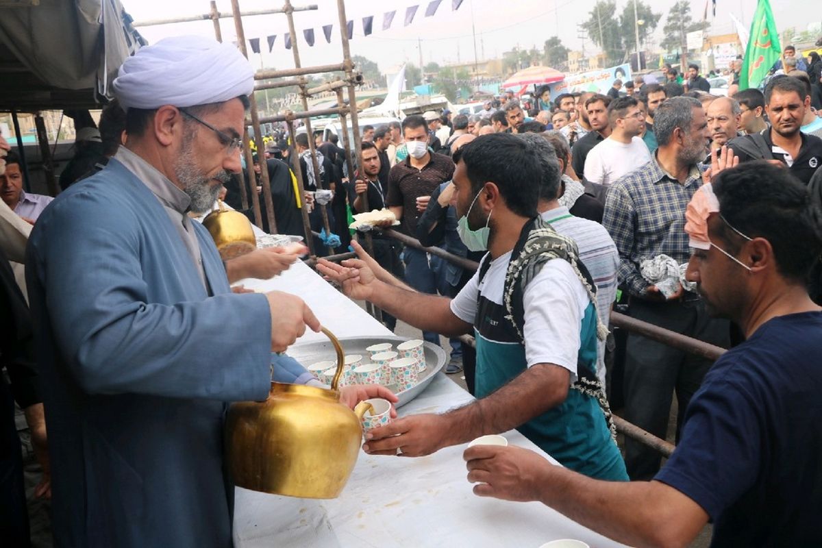 موکب اوقاف مازندران در سامرا برپا می‌شود/ توزیع روزانه 3 هزار پرس غذای گرم بین زائران