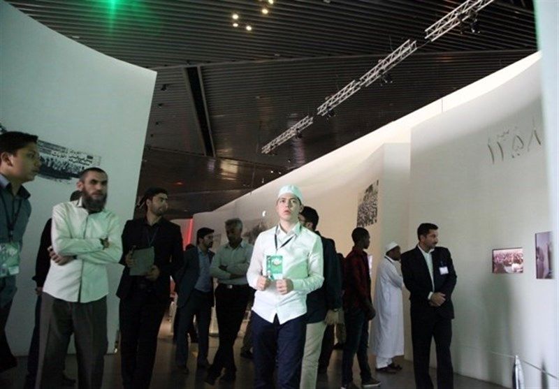 قاریان بین المللی قرآن کریم از موزه انقلاب اسلامی بازدید کردند