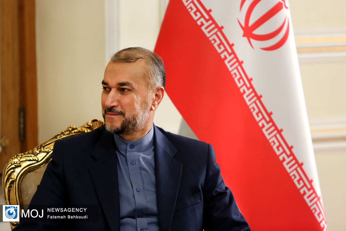 وزیر امور خارجه ایران به قهرمانان کشتی آزاد و وزنه‌برداری کشورمان تبریک گفت