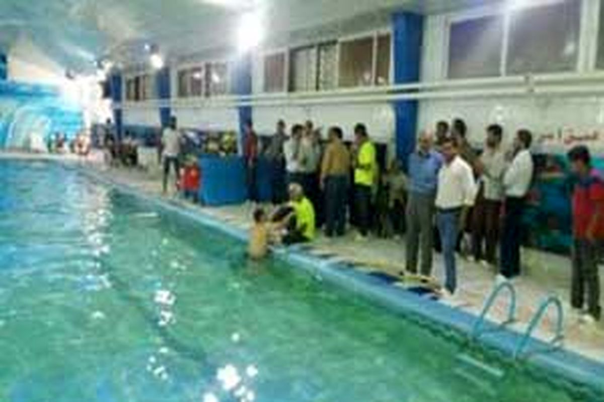  رکورد شنای استقامت کشور با همت شناگر بهشهری شکسته شد