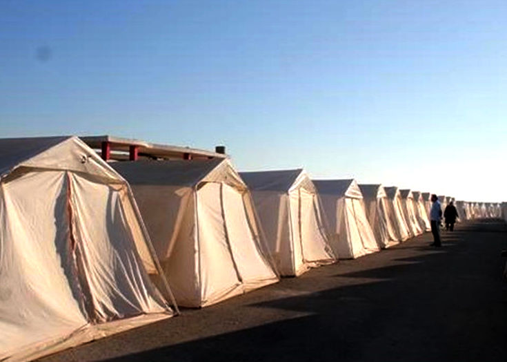 استقرار ۴۱ دستگاه چادر امدادی برای اسکان زلزله‌زدگان قوچان