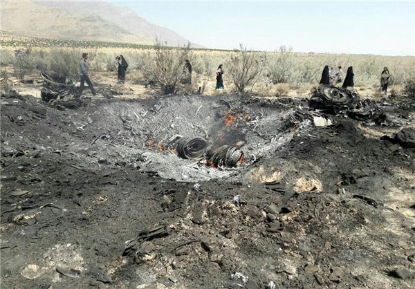 جنگنده سوخو۲۴ ارتش در حوالی شیراز سقوط کرد