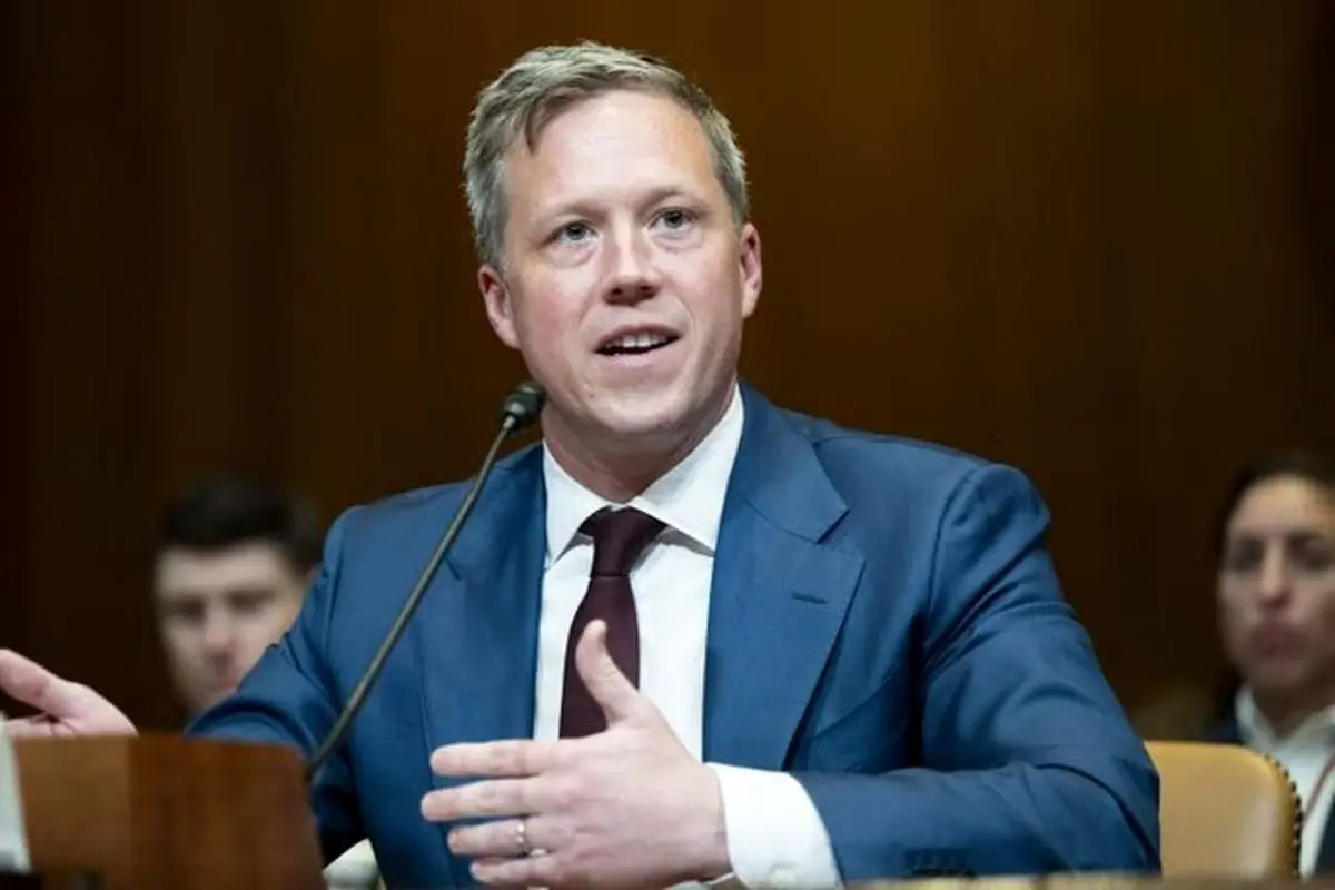 دن دریسکول وزیر ارتش آمریکا