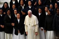پاپ فرانسیس برای اولین بار به زنان در نشست اسقف‌ها حق رای داد