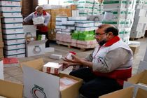 کمک ۱۰۰ میلیون ریالی داوطلبان و خیرین اصفهانی به بانک امانات پزشکی هلال احمر 