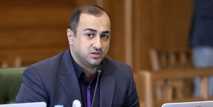 انتقاد عضو شورای شهر تهران از توقف کامل بیمه تکمیلی تاکسیرانان