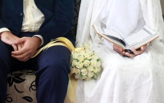 پرداخت کمک هزینه ازدواج به به ۱۸۰ نوعروس و تازه داماد تحت حمایت کمیته امداد در اصفهان