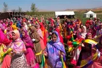 رقابت دختران روستایی و عشایر فارس در جشنواره دختران آفتاب ایران