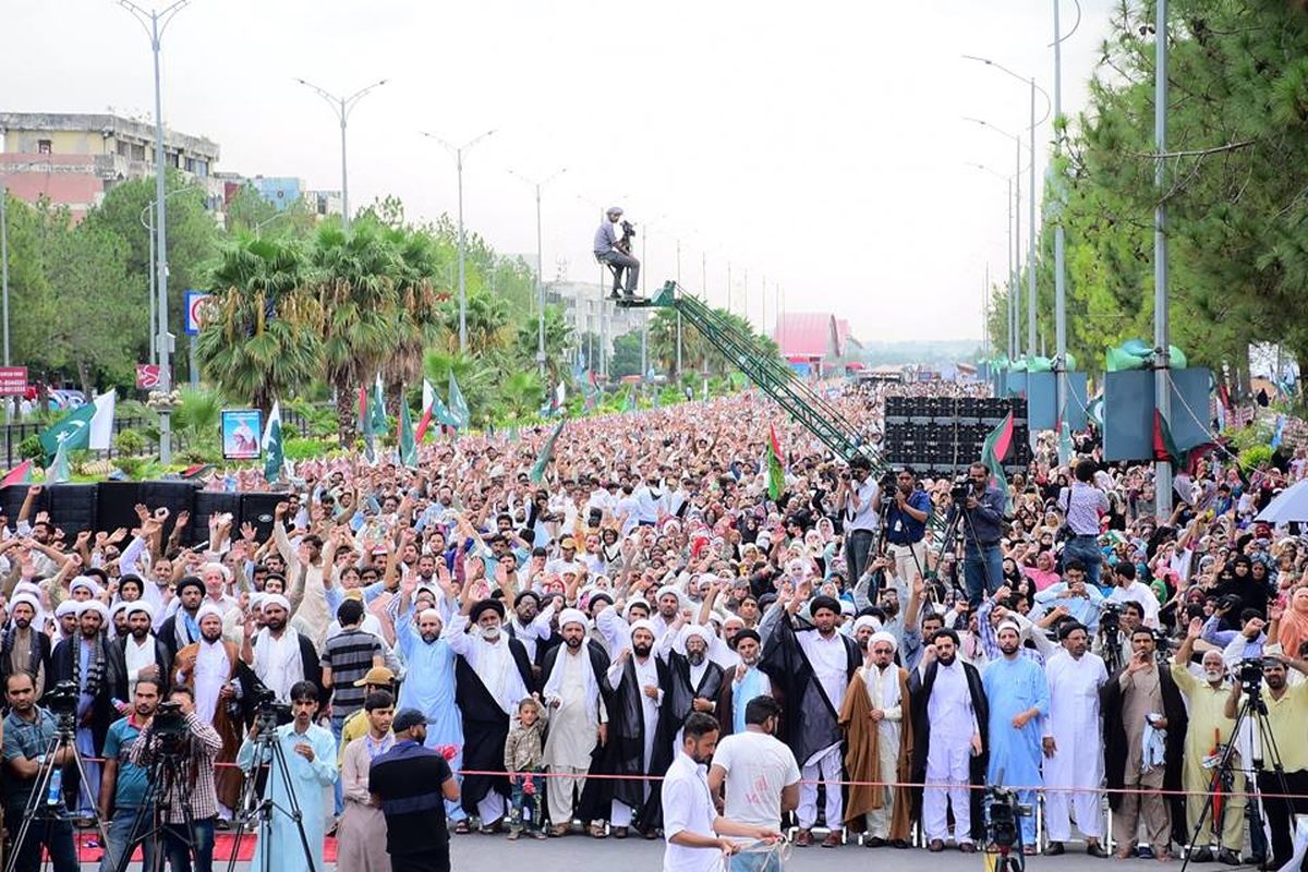 گردهمایی ده ها هزار تن از شیعیان پاکستان در اسلام آباد + عکس