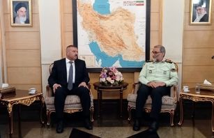 وزیر کشور عراق به دعوت رسمی سردار رادان وارد تهران شد