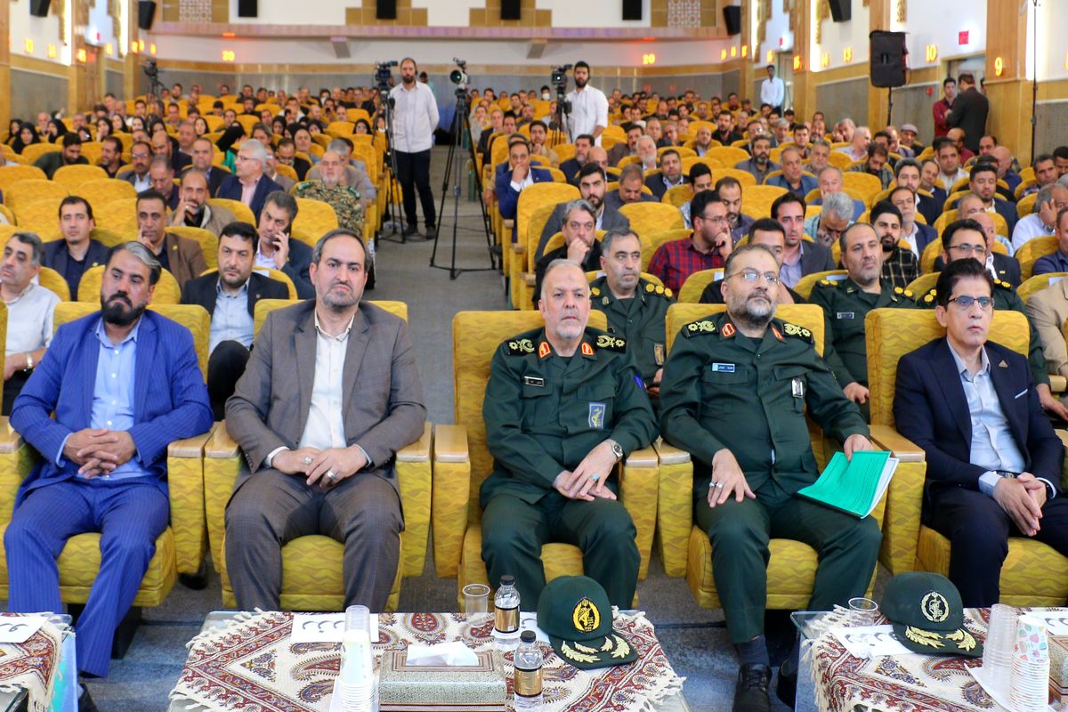 برگزاری نخستین جشنواره اعطای نشان اقتصاد مقاومتی در اصفهان