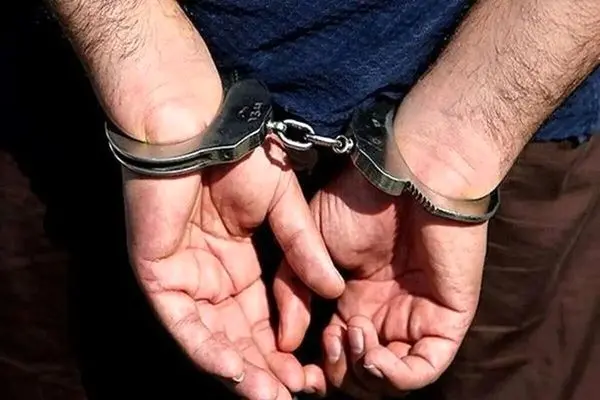 سارق سابقه دار تهران در حال سرقت دستگیر شد