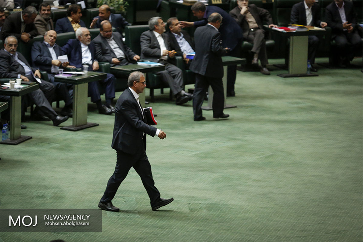 ربیعی اولین وزیر استیضاح شده دولت دوازدهم