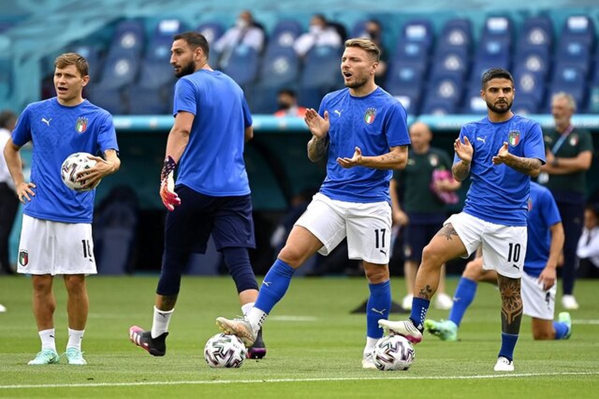 ترک اردوی تیم ملی ایتالیا توسط دو مهاجمش