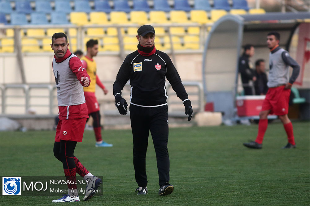 وضعیت بحرانی پرسپولیس برای جانشینی نوراللهی و مغانلو