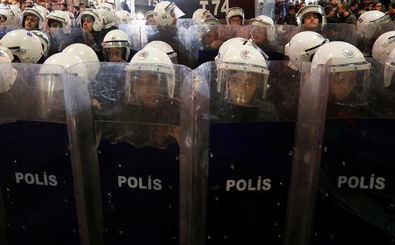 ترکیه ۶ روزنامه نگار را به جرم ارتباط با شبکه گولن بازداشت کرد