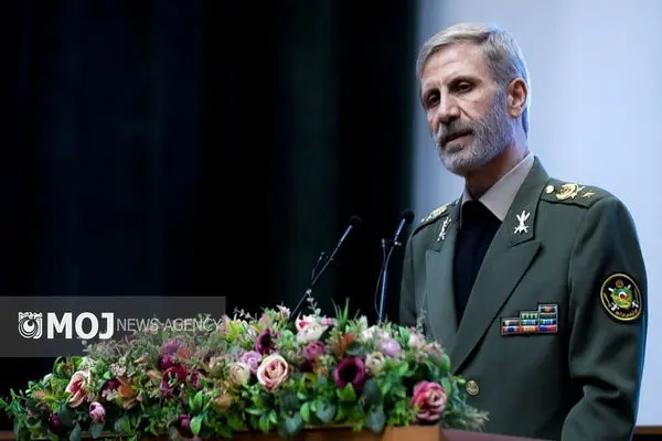 فرمانده کل ارتش بر آمادگی دائمی برای جنگ تأکید کرد