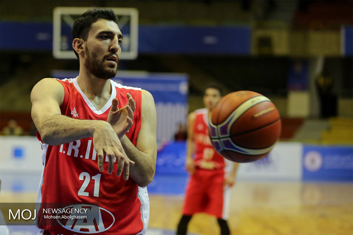 پیروزی تیم ملی بسکتبال ایران مقابل صربستان