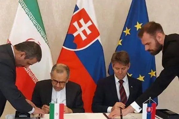 معاون سیاسی وزیر امور خارجه به جمهوری اسلواکی سفر کرد