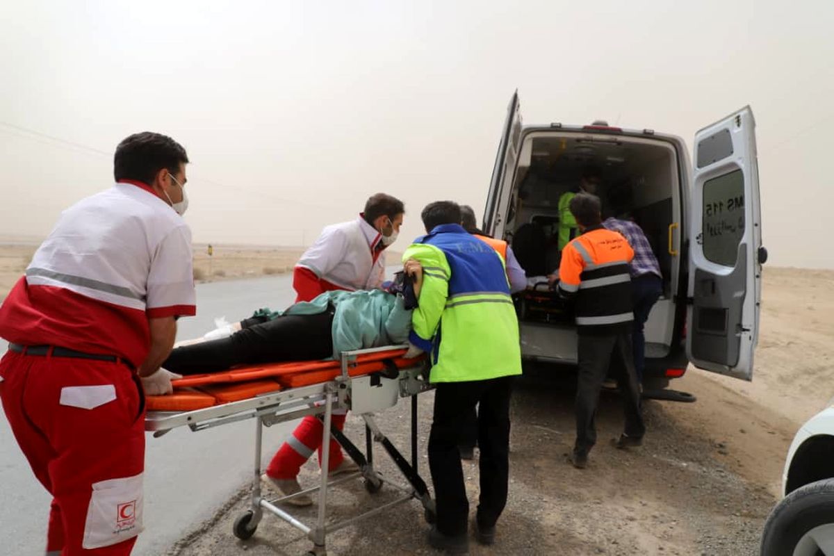 امدادرسانی راهداری استان اصفهان به 3 شهروند آسیب دیده در تصادف