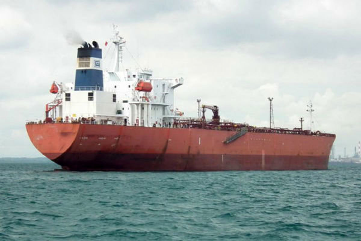 توقف ۲ کشتی حامل سوخت یمن توسط ائتلاف سعودی